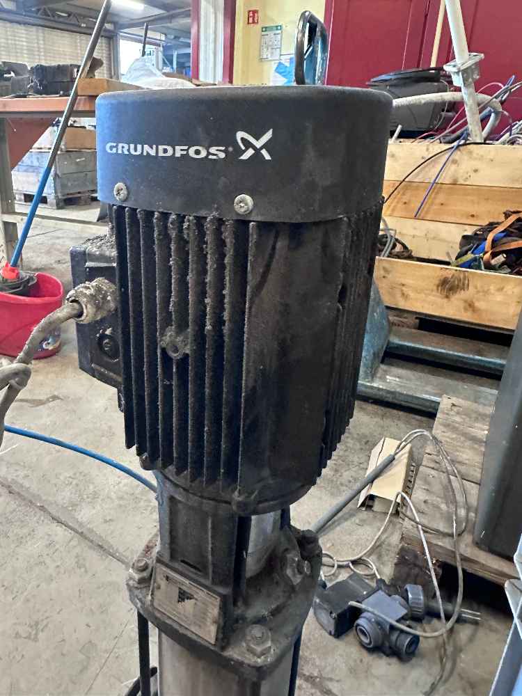 Pompa GRUNDFOS A96516663P1043T